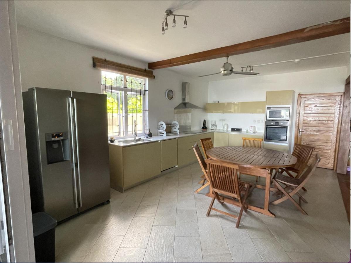 2 Bedroom Apartment -Villa Ibiza Trou dʼEau Douce Extérieur photo