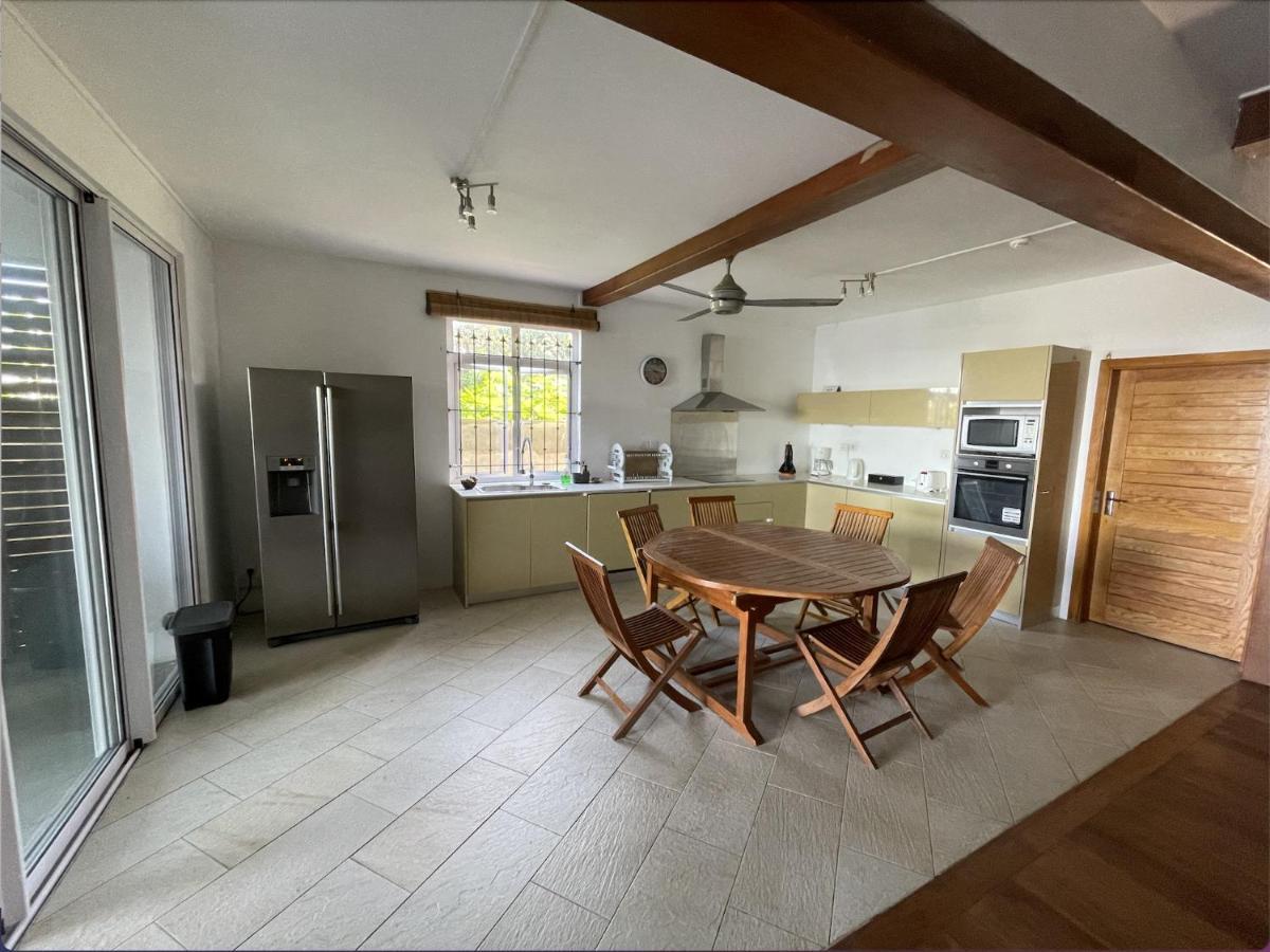 2 Bedroom Apartment -Villa Ibiza Trou dʼEau Douce Extérieur photo